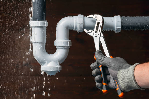 Professional Leak Detection technician working in Beverly, MA